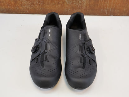 SHIMANO SH-RC300 WIDE RENNRADSCHUHE / BLACK / BREITE PASSFORM / BOA L6 / SPD-SL