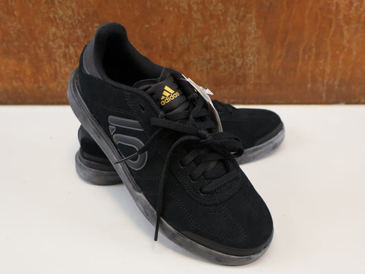 ADIDAS FIVE TEN SLEUTH DLX WOMAN / MTB-SCHUH / GRÖSSE 38 / CORE BLACK / STEALTH S1