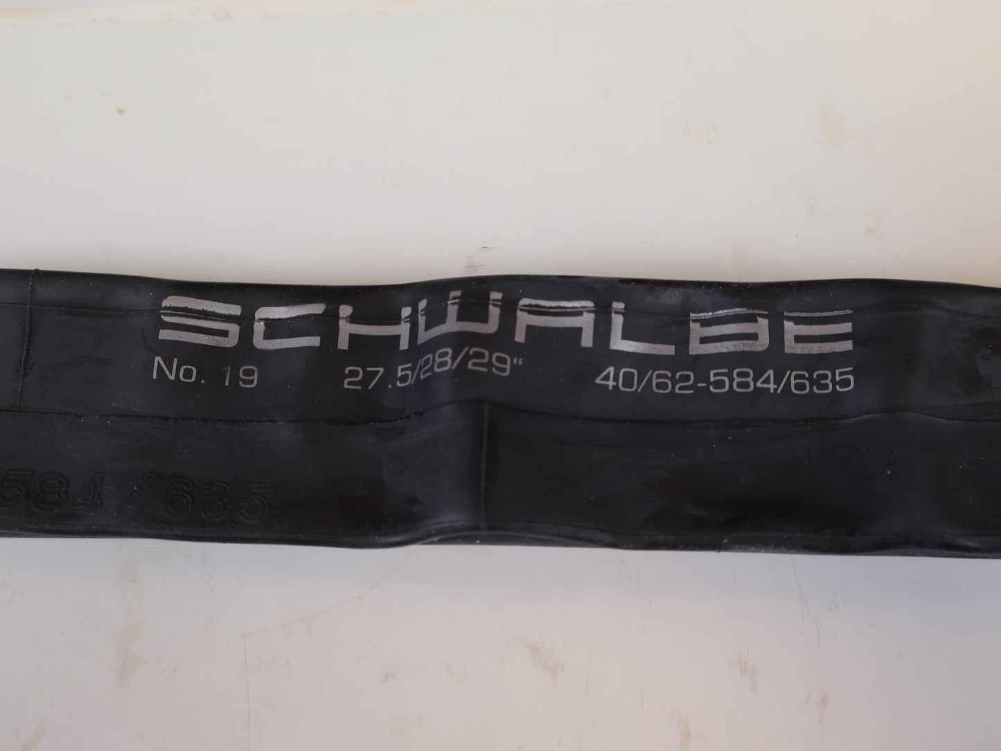 SCHWALBE SCHLAUCH NR 19 SV40 27,5 / 28 / 29 ZOLL