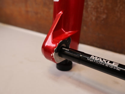 RockShox ZEB Ultimate B1 29" 170mm Electric Red FS-ZEB-ULT-B1