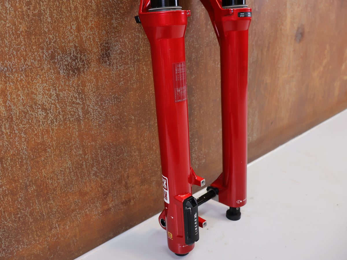 RockShox ZEB Ultimate B1 29" 170mm Electric Red FS-ZEB-ULT-B1