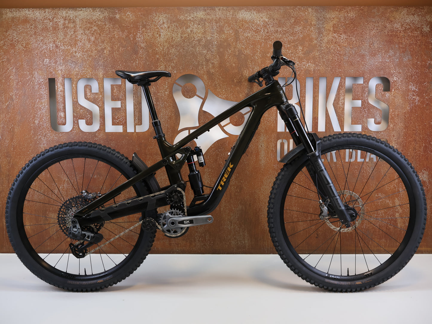 TREK SLASH 9.8 GX AXS T-TYPE GEN 6 / GRÖSSE M / OCLV CARBON / MULLET