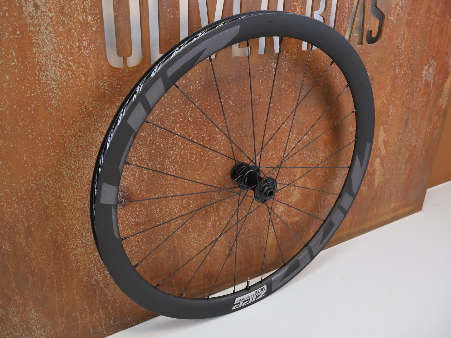ZIPP 303 FIRECREST TUBELESS LAUFRADSATZ / SRAM XDR / CARBON / CENTERLOCK