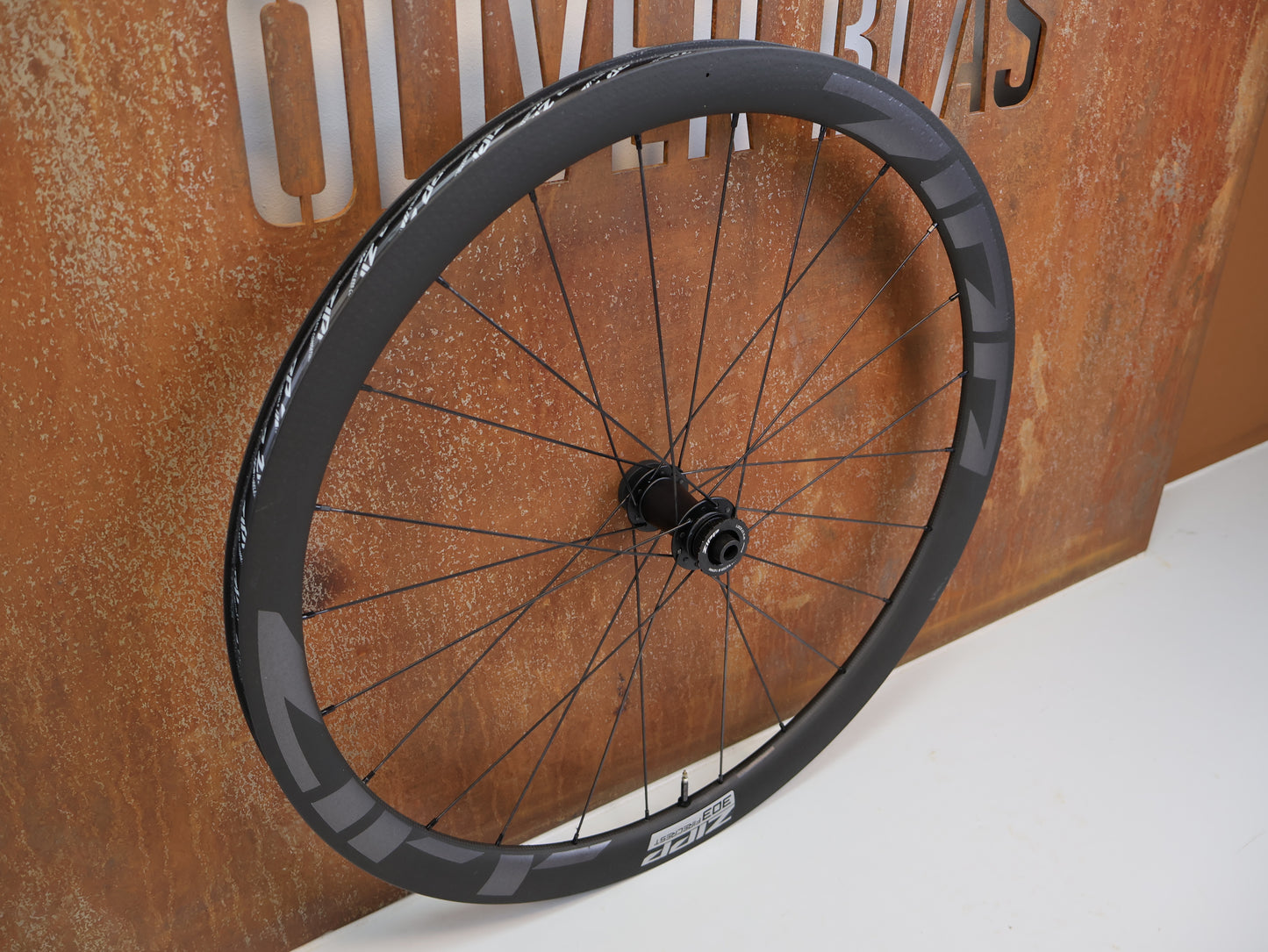 ZIPP 303 FIRECREST TUBELESS LAUFRADSATZ / SRAM XDR / CARBON / CENTERLOCK