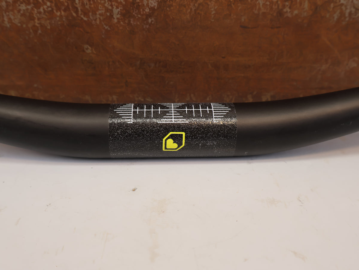 BURGTEC RIDE WIDE CARBON DH HANDLEBAR 31.8MM 20MM