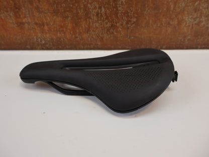 BONTRAGER VERSE SHORT PRO SATTEL / CARBONSTREBEN – 250 × 155 MM