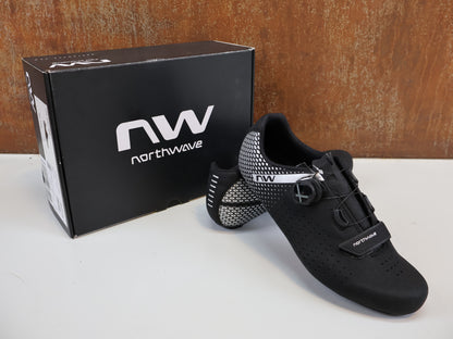 NORTHWAVE CORE PLUS 2 WIDE / RENNRADSCHUHE / BREITE PASSFORM / CARBON-NRG / SLW3