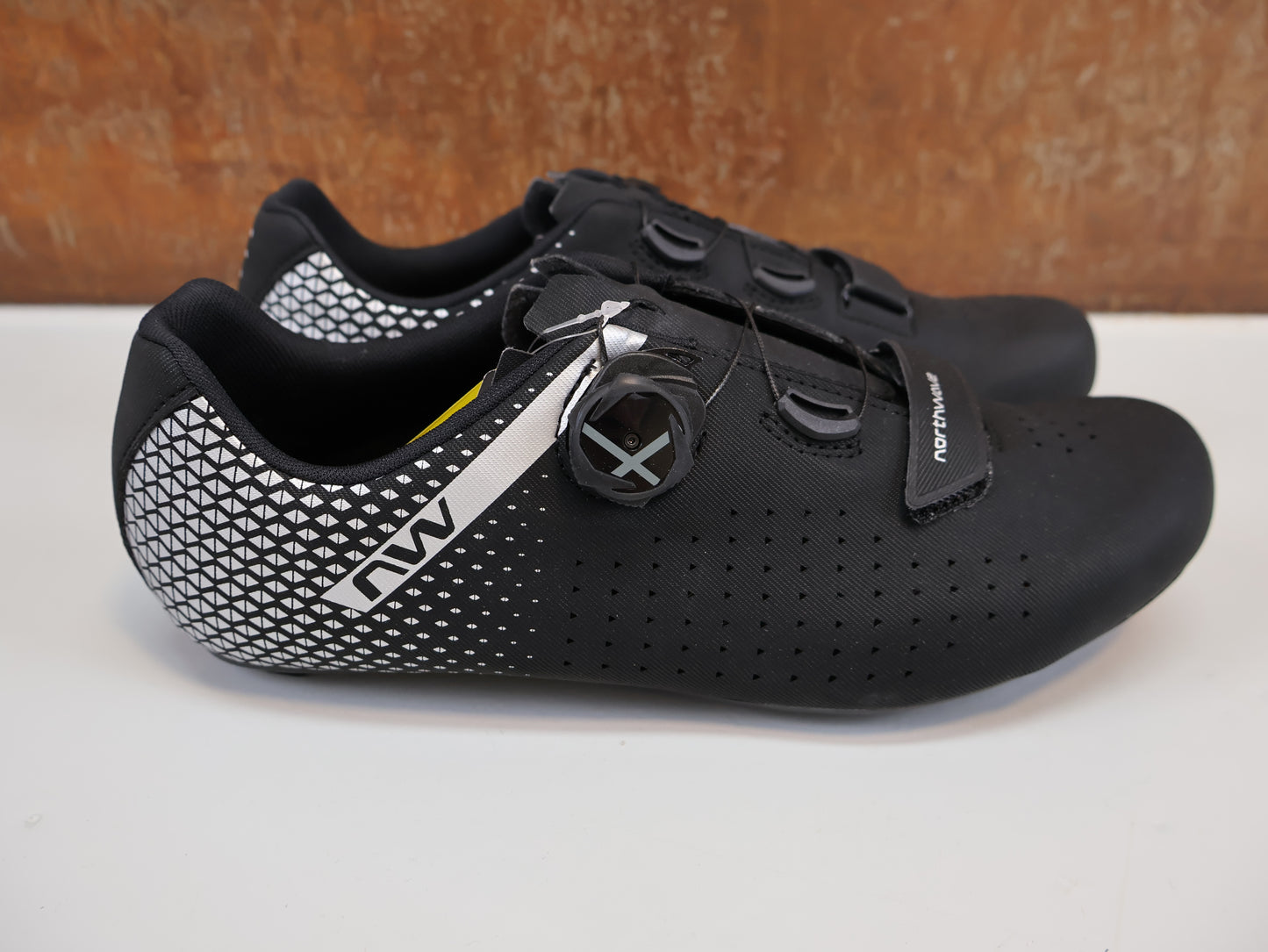 NORTHWAVE CORE PLUS 2 WIDE / RENNRADSCHUHE / BREITE PASSFORM / CARBON-NRG / SLW3
