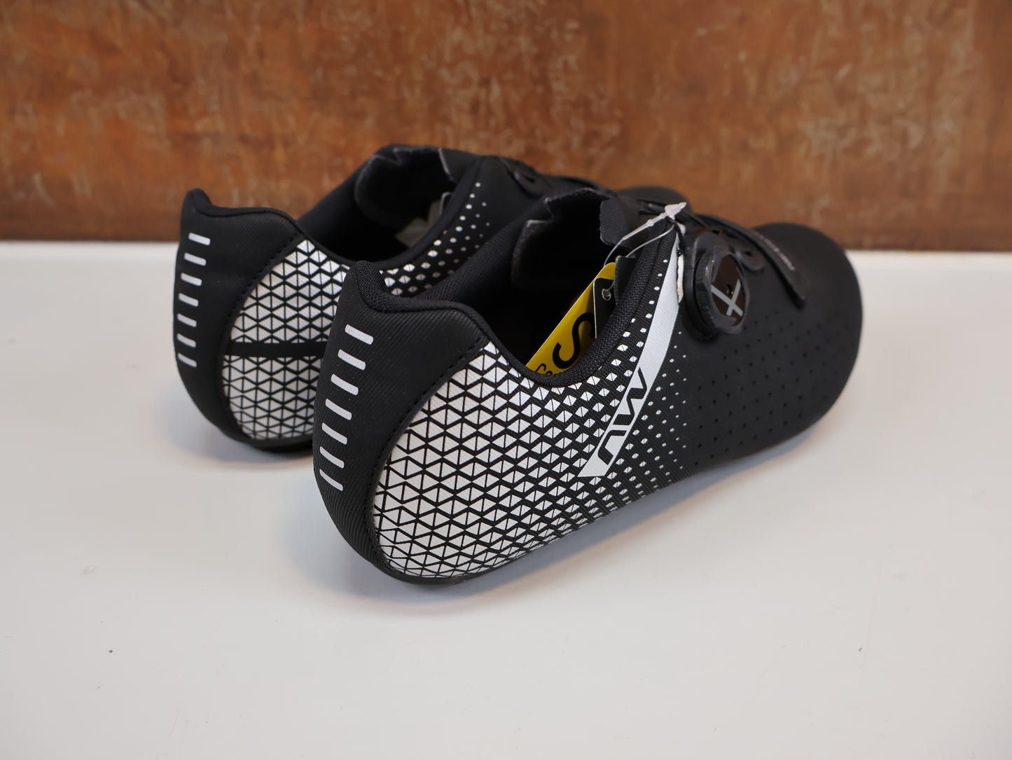 NORTHWAVE CORE PLUS 2 WIDE / RENNRADSCHUHE / BREITE PASSFORM / CARBON-NRG / SLW3