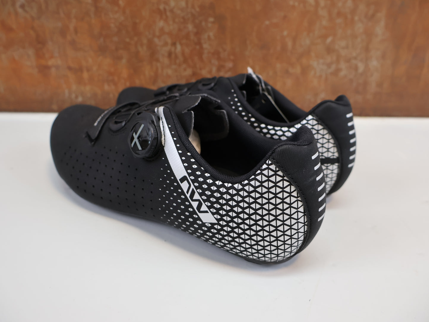 NORTHWAVE CORE PLUS 2 WIDE / RENNRADSCHUHE / BREITE PASSFORM / CARBON-NRG / SLW3