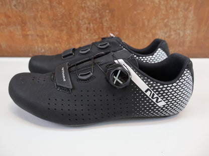 NORTHWAVE CORE PLUS 2 WIDE / RENNRADSCHUHE / BREITE PASSFORM / CARBON-NRG / SLW3