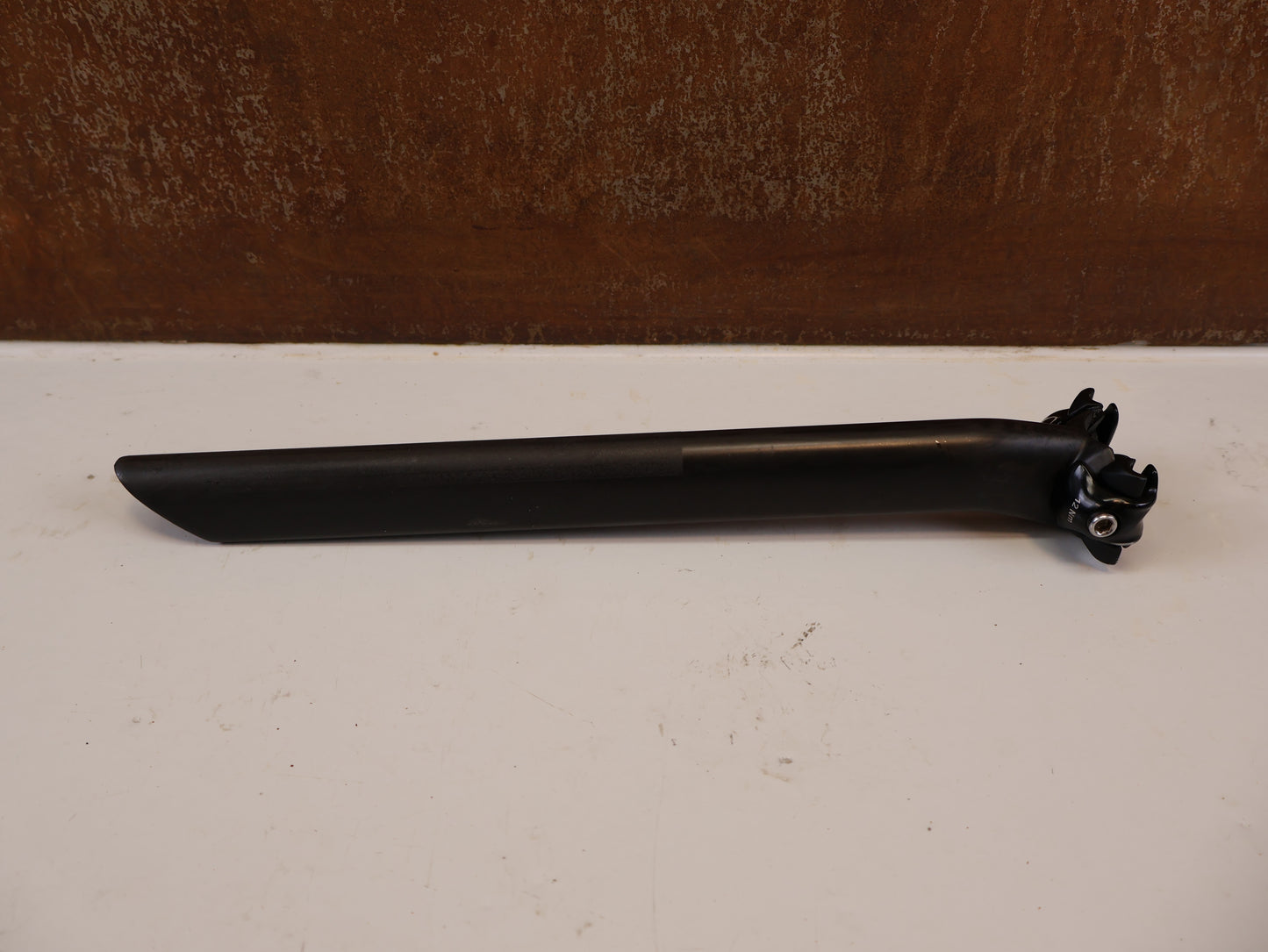 SYNCROS DUNCAN SL D SHAPE CARBON SATTELSTÜTZE 20MM