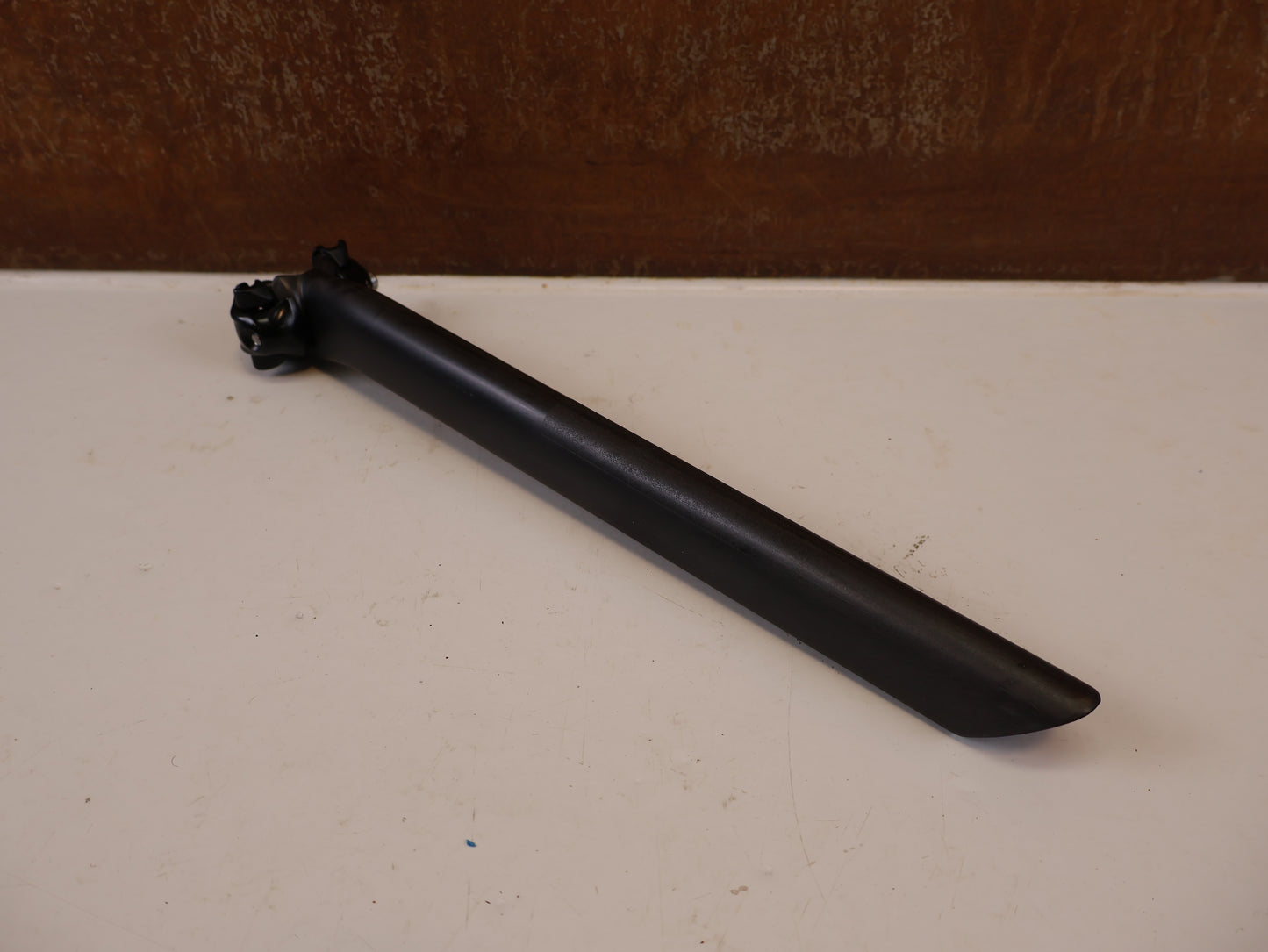 SYNCROS DUNCAN SL D SHAPE CARBON SATTELSTÜTZE 20MM