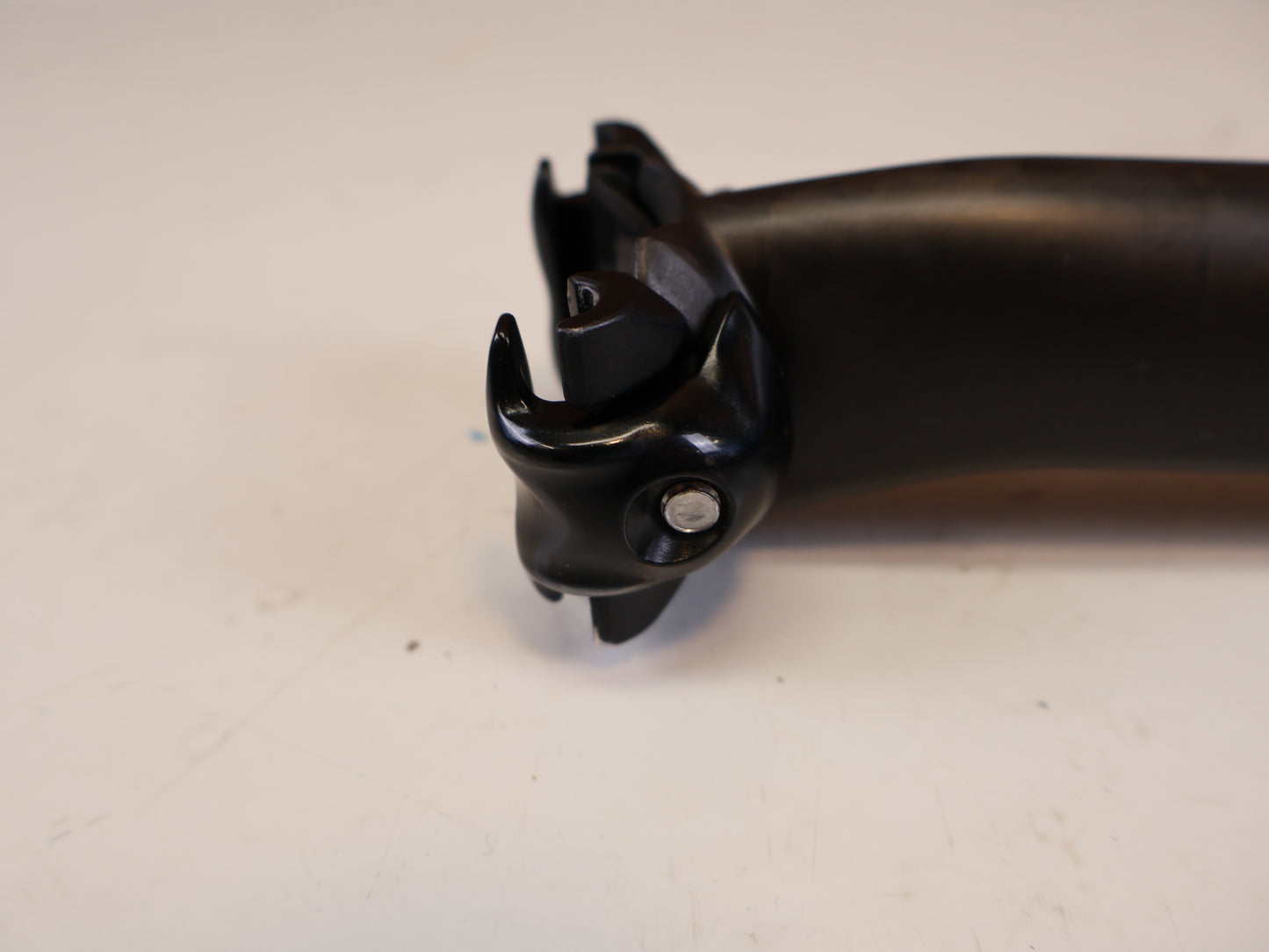 SYNCROS DUNCAN SL D SHAPE CARBON SATTELSTÜTZE 20MM