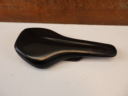 SYNCROS BELCARRA 1.0 CARBON REGULAR SATTEL 130MM