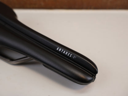 FIZIK ANTARES R3 VERSUS EVO / REGULAR / 139MM / KIUM RAILS / ROAD & MTB