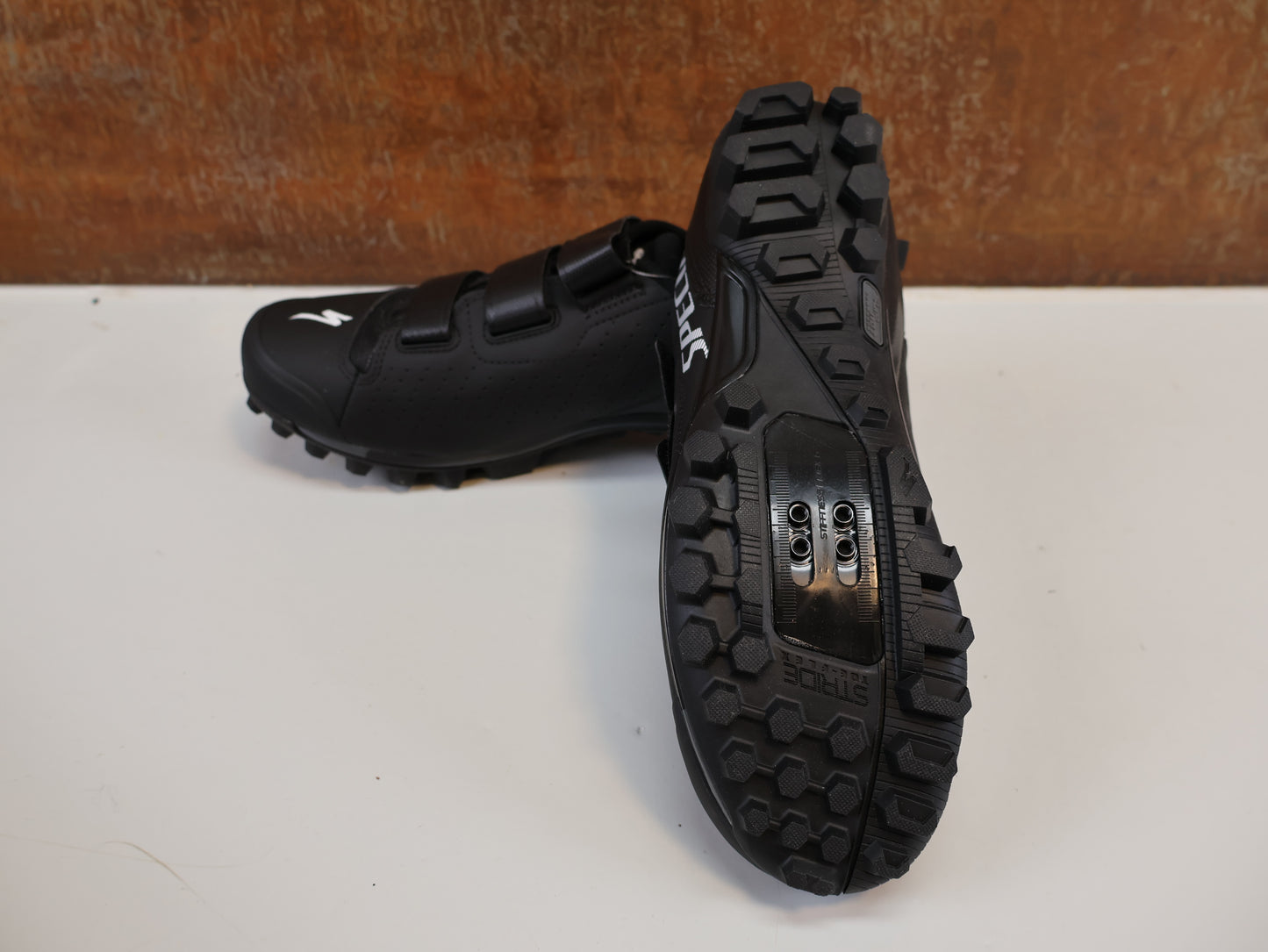 SPECIALIZED RECON 1.0 MTB-SCHUH / SCHWARZ / GRÖSSE 43 / BODY GEOMETRY / STRIDE