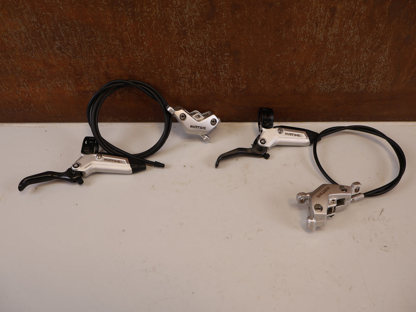 SRAM MOTIVE ULTIMATE STEALTH V2 SCHEIBENBREMSE SET/ 4-KOLBEN