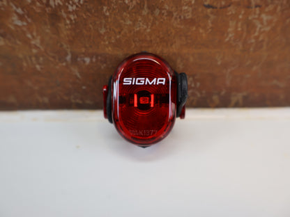 SIGMA AURA 35 USB + NUGGET II BELEUCHTUNGSSET / STVZO / AKKU FAHRRADLICHT
