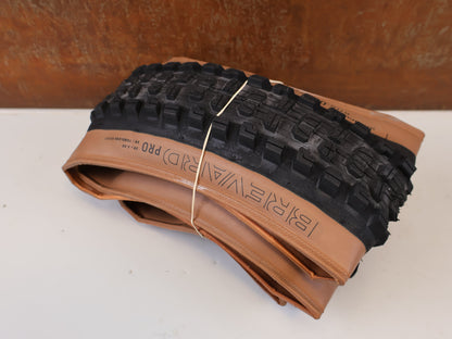 BONTRAGER BREVARD PRO XR TLR 29 X 2.5 TANWALL REIFEN