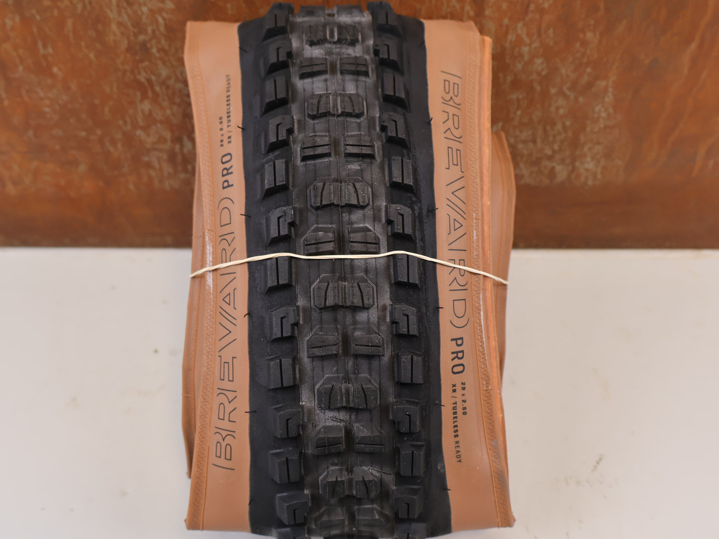 BONTRAGER BREVARD PRO XR TLR 29 X 2.5 TANWALL REIFEN