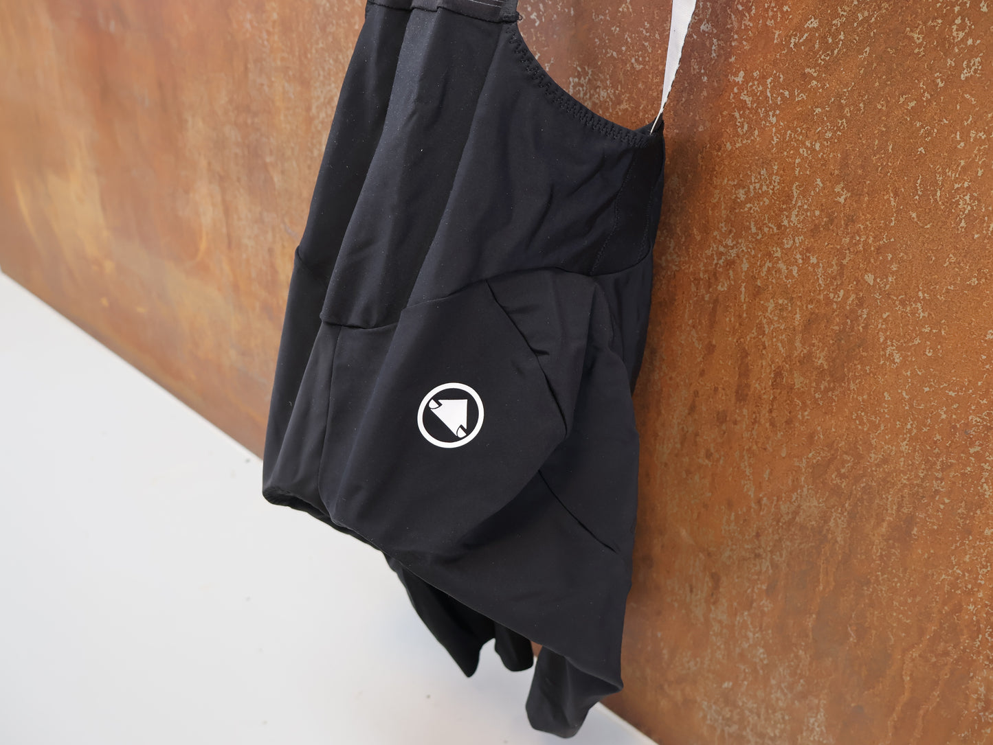 ENDURA PRO SL BIBSHORT / HERREN / MEDIUM PAD / COLDBLACK / UPF50 / E4070
