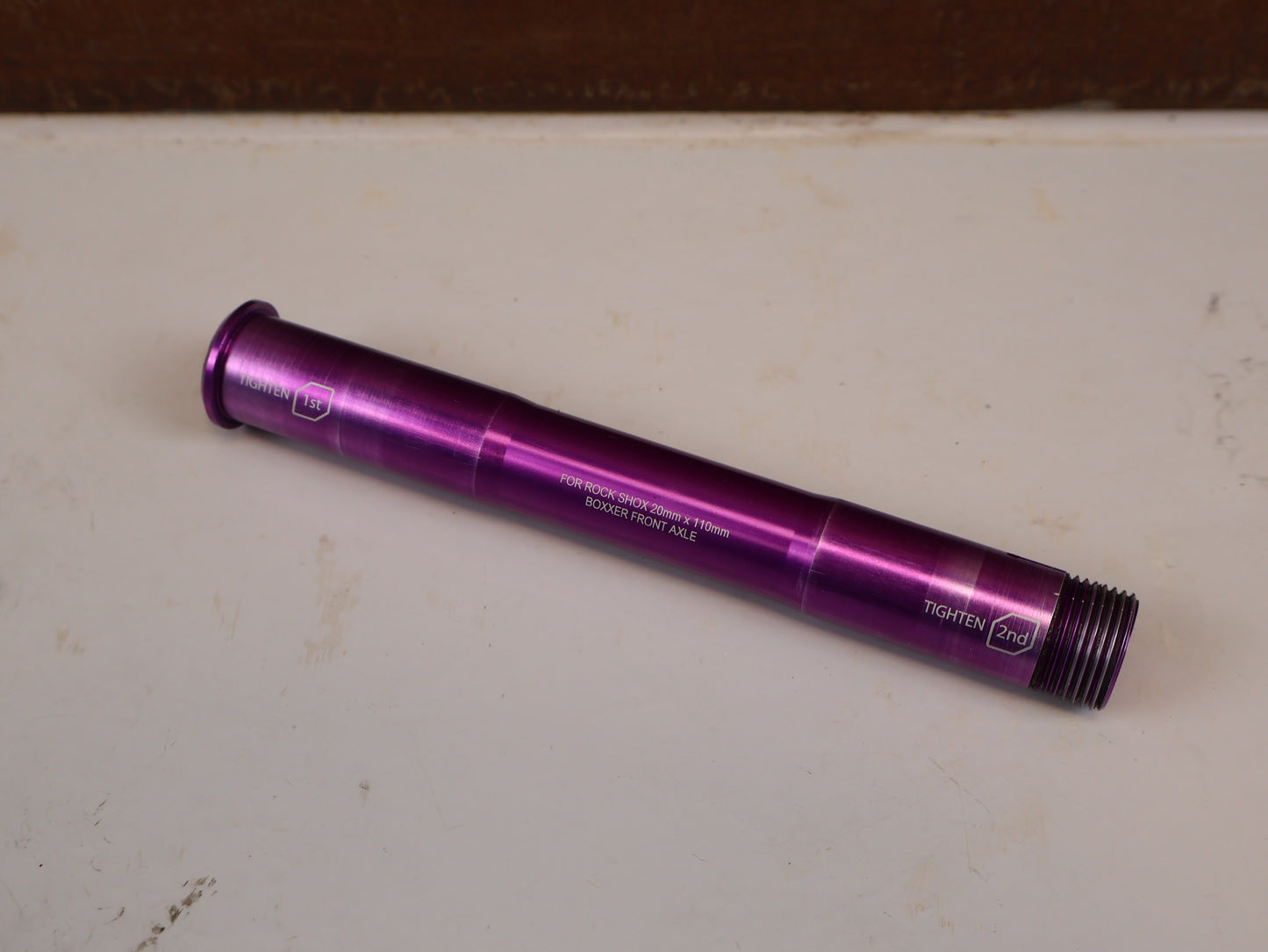 BURGTEC STECKACHSE ROCKSHOX BOXXER 20X110 PURPLE RAIN