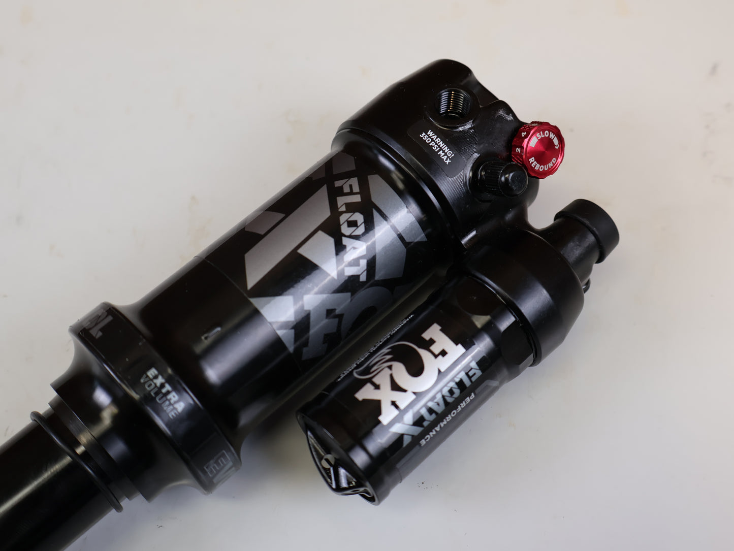 FOX FLOAT X PERFORMANCE TRUNNION 205X60 DÄMPFER TREK