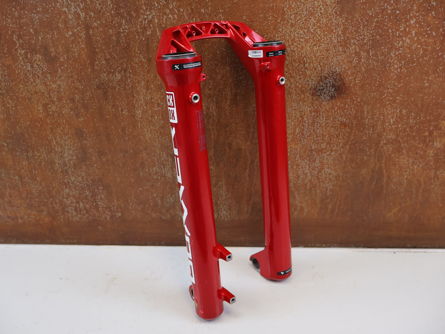 ROCKSHOX BOXXER ULTIMATE D1 29 LOWER LEG CASTING RED
