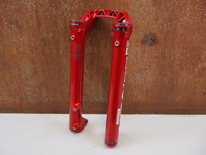 ROCKSHOX BOXXER ULTIMATE D1 29 LOWER LEG CASTING RED