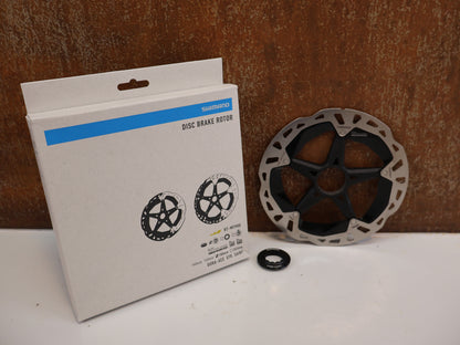 SHIMANO XTR BREMSSCHEIBE RT-MT900 / 180 MM / CENTERLOCK / INNENVERZAHNT