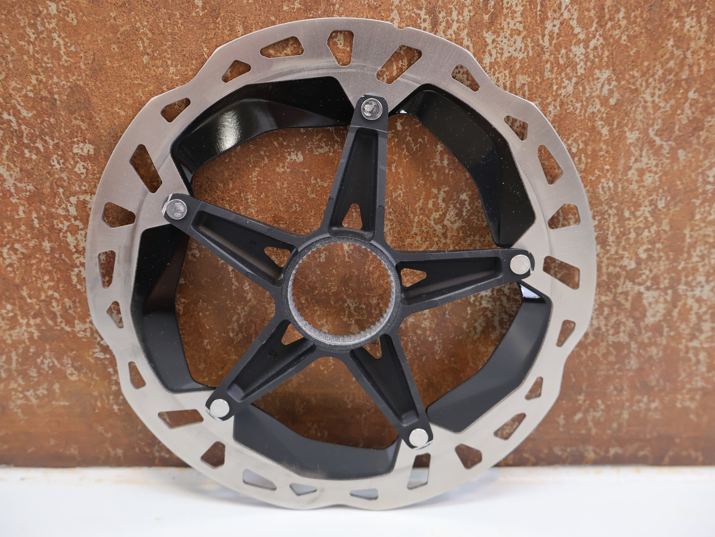 SHIMANO XTR BREMSSCHEIBE RT-MT900 / 180 MM / CENTERLOCK / INNENVERZAHNT