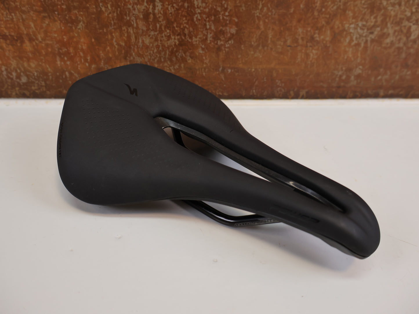 SPECIALIZED POWER COMP SATTEL / 155 MM / BODY GEOMETRY / CR-MO