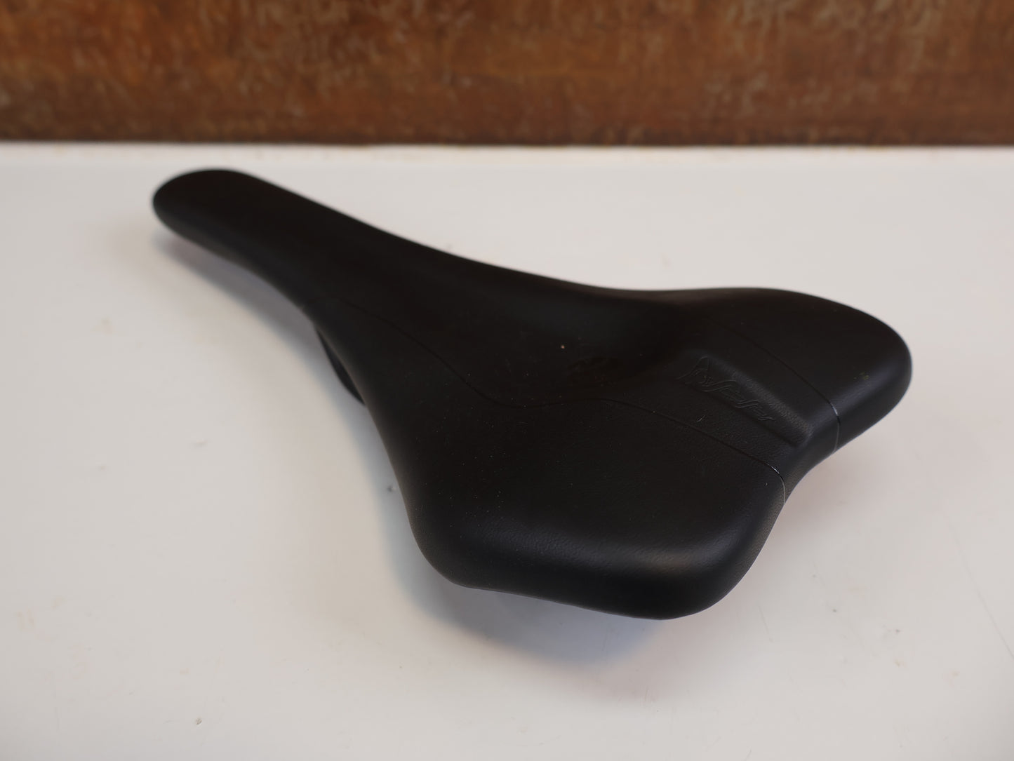 SQLAB 612 ERGOWAVE SATTEL / 130 MM / ROAD & MTB RACE / ERGONOMISCH