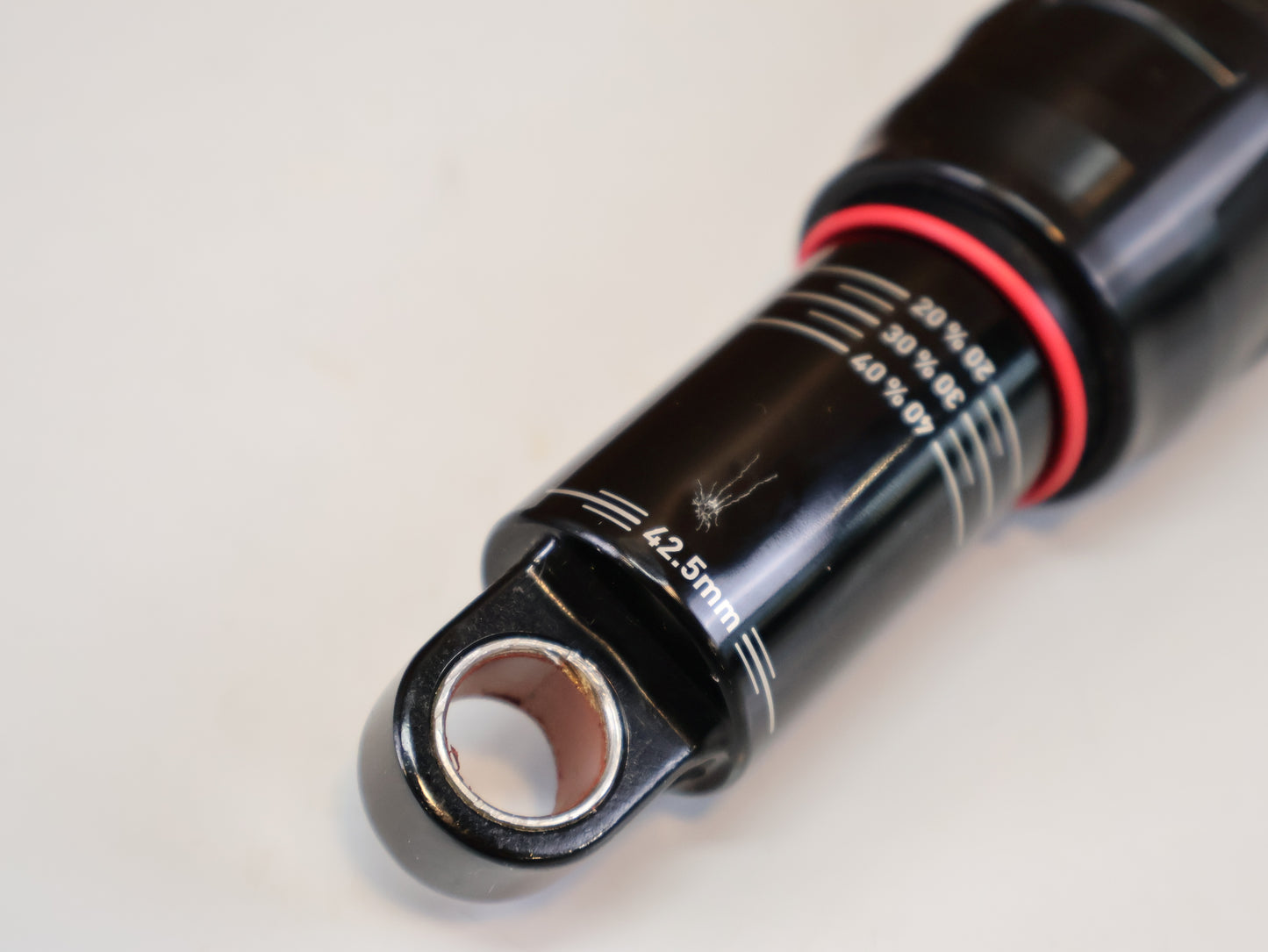 ROCKSHOX DELUXE ULTIMATE RCT / DEBONAIR+ / TRUNNION / 165 X 42,5MM / 2024