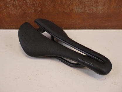 BONTRAGER AEOLUS PRO FAHRRADSATTEL 145 MM CARBON