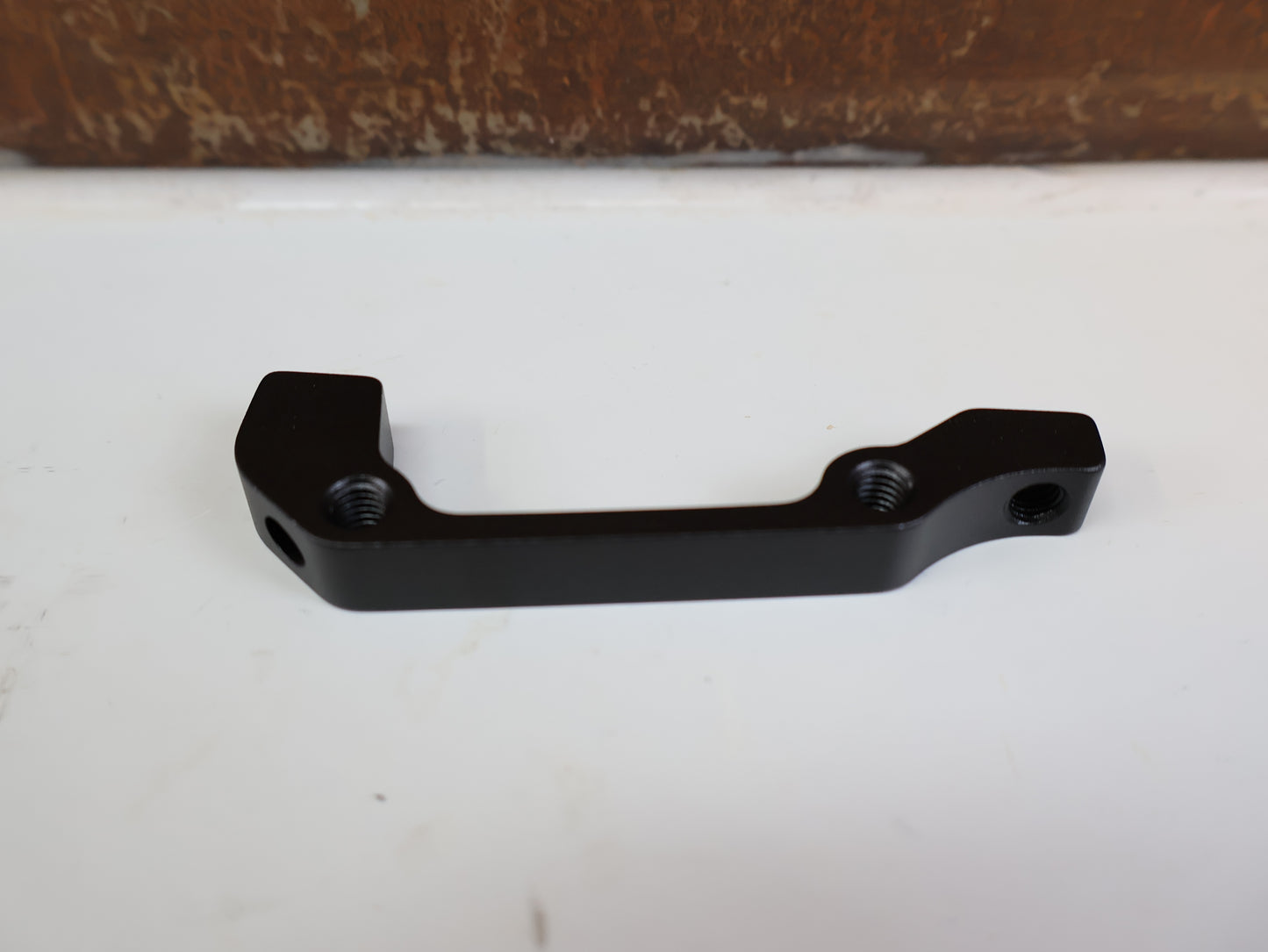 SHIMANO ADAPTER SM-MA-R180P/S / IS 2000 RAHMEN AUF PM BREMSSATTEL / HR 180 MM
