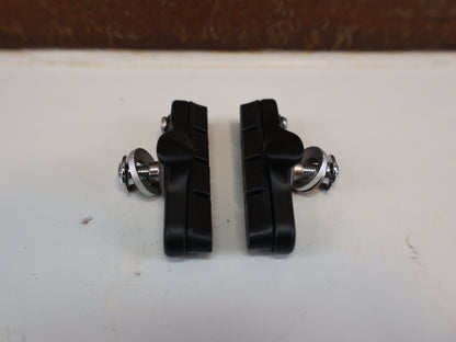 SHIMANO 105 CARTRIDGE BREMSSCHUHE R55C4 / ALU-FELGE