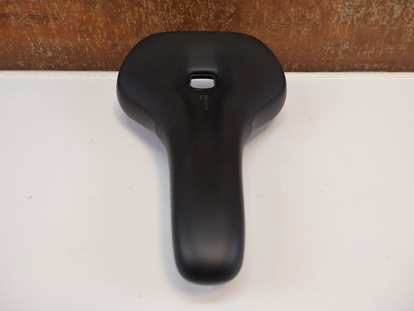 ERGON SMC MEN SPORT GEL SATTEL / STEALTH / GRÖSSE M/L / 12-16 CM