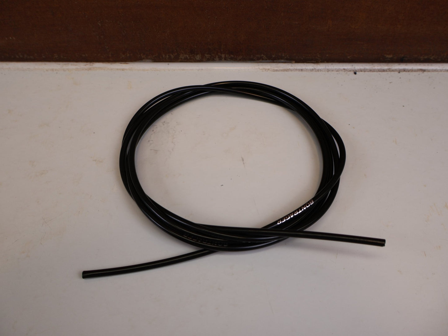Sattelstütze von Bikeyoke, BIKEYOKE DIVINE 160MM DROPPERPOST SATTELSTÜTZE 31.6 MM vor USEDBIKES-OB.DE Hintergrund
