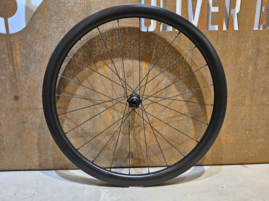 Laufrad/Laufradsatz von Bmc, BMC CG 39 CARBON LAUFRADSATZ DISC vor USEDBIKES - OB.DE Hintergrund