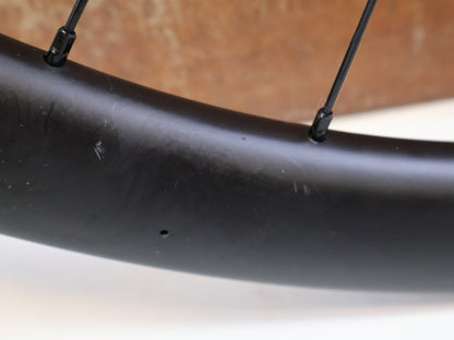 Laufrad/Laufradsatz von BMC, BMC CRD-400 SL CARBON LAUFRADSATZ / 40 MM / 622X23C / XDR vor USEDBIKES-OB.DE Hintergrund