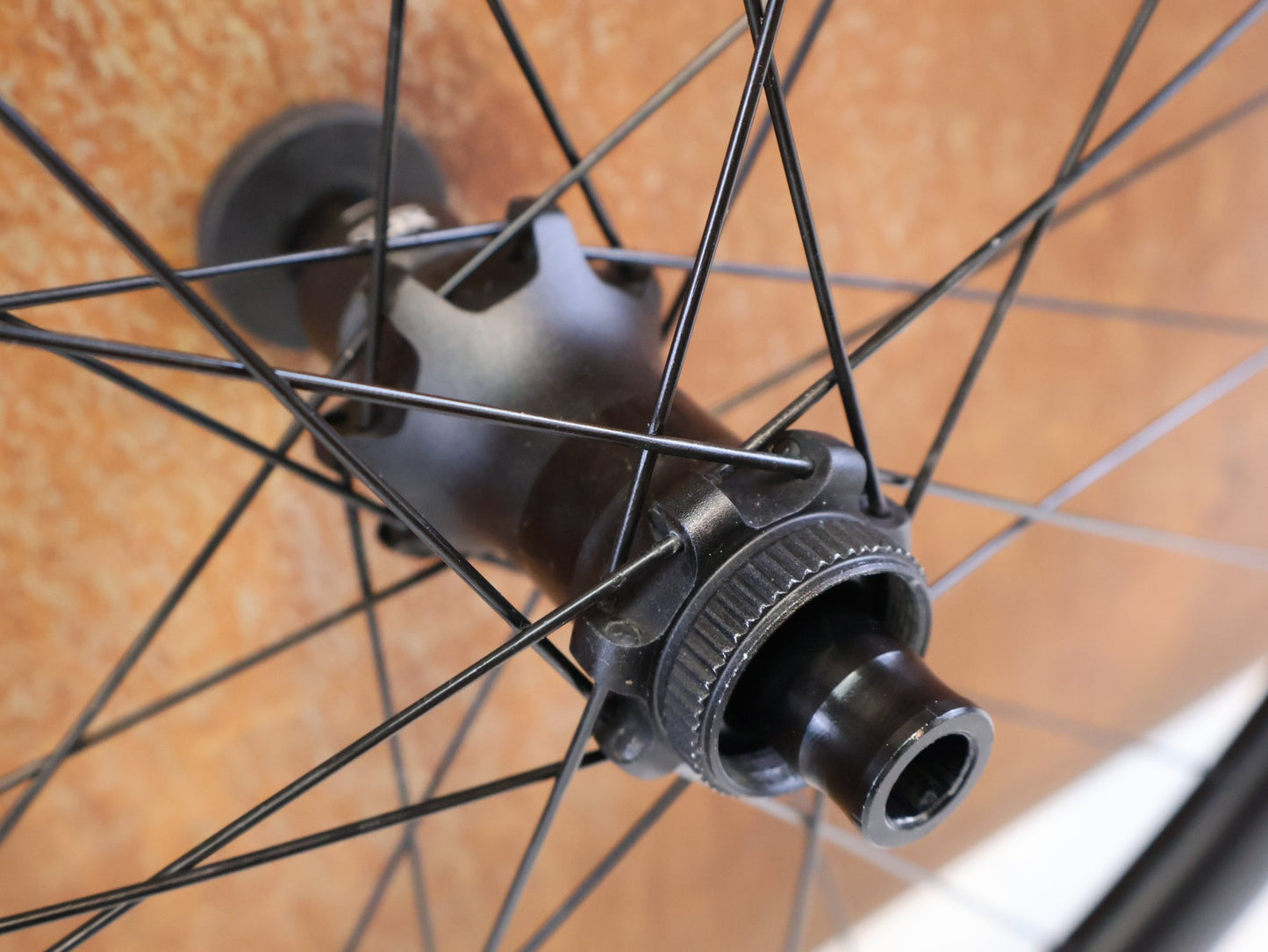Laufrad/Laufradsatz von BMC, BMC CRD-400 SL CARBON LAUFRADSATZ / 40 MM / 622X23C / XDR vor USEDBIKES-OB.DE Hintergrund