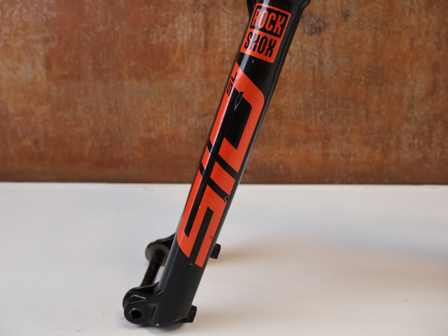 Mountainbikerahmen von BMC, BMC FOURSTROKE 01 ONE / XC FULLY RAHMENSET / GR. M / ROCKSHOX SID vor USEDBIKES-OB.DE Hintergrund