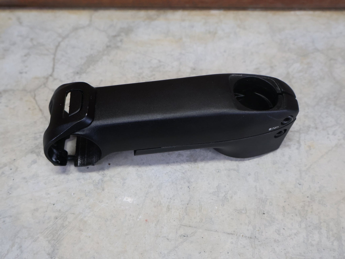 Vorbau von Bmc, BMC ICS2 VORBAU - 12.5 GRAD 110MM vor USEDBIKES - OB.DE Hintergrund