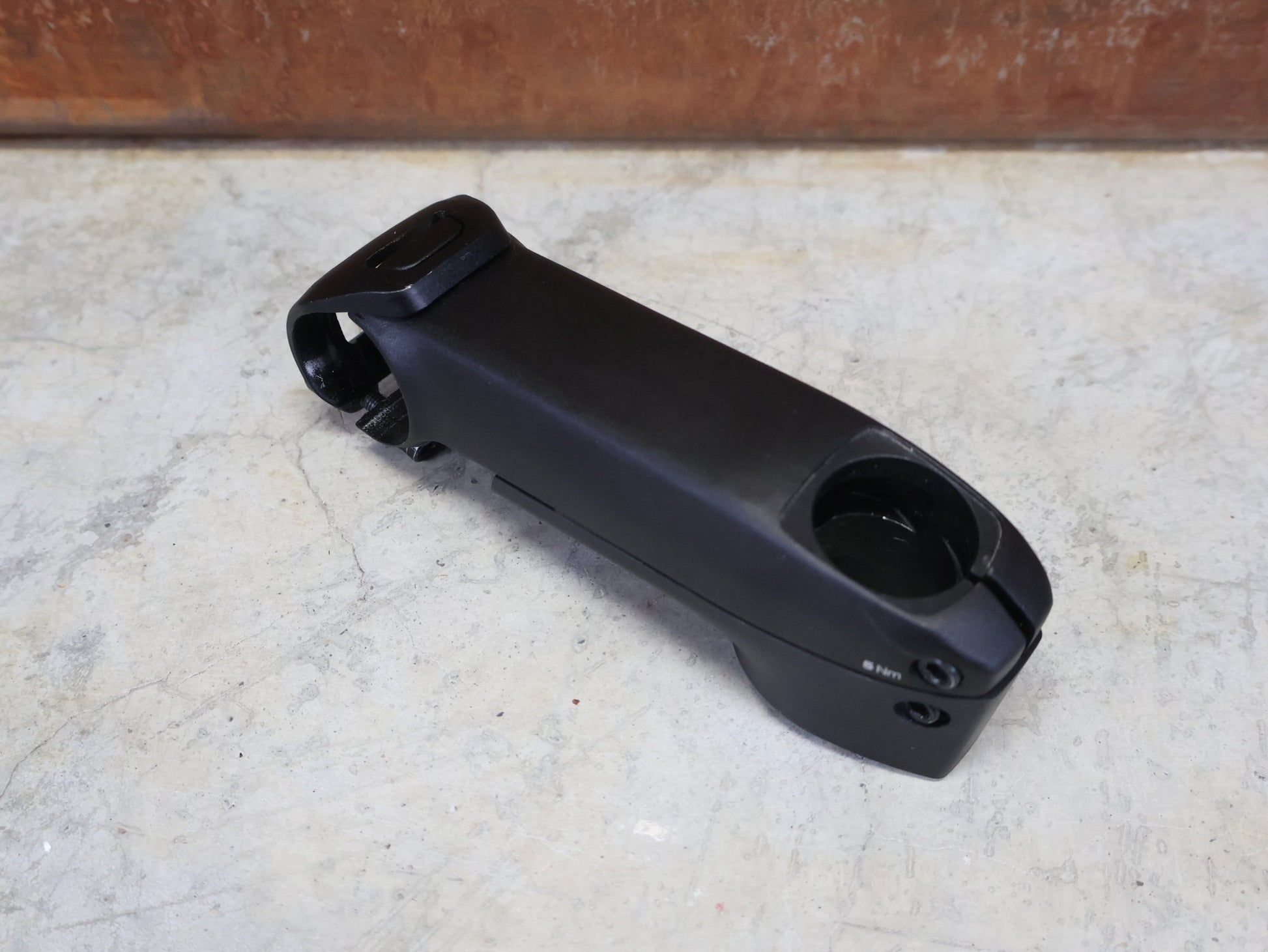 Vorbau von Bmc, BMC ICS2 VORBAU - 12.5 GRAD 110MM vor USEDBIKES - OB.DE Hintergrund