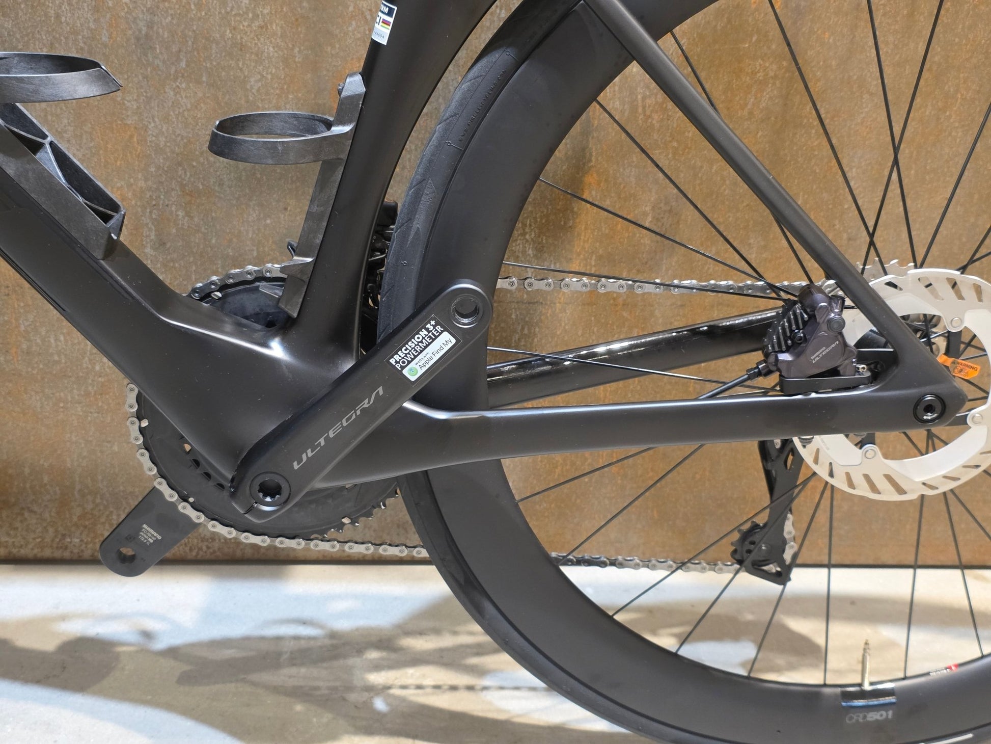 Rennrad von Bmc, BMC R01 FOUR / SHIMANO ULTEGRA DI2 / 56CM vor USEDBIKES - OB.DE Hintergrund