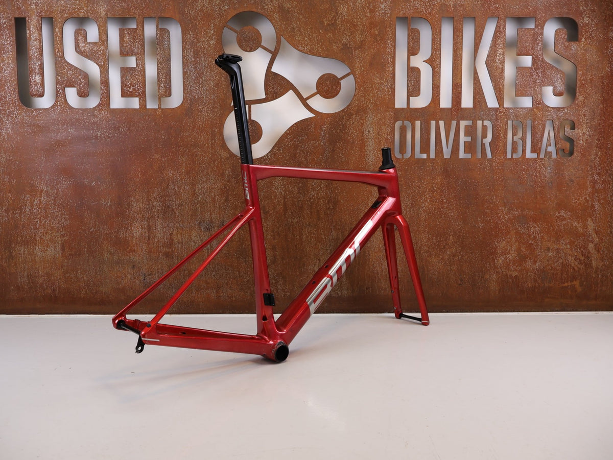 Rennradrahmen von BMC, BMC Teammachine SLR Carbon Rahmenset Gr 54 1820g Disc / Bastlerware vor USEDBIKES-OB.DE Hintergrund