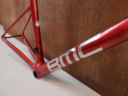 Rennradrahmen von BMC, BMC Teammachine SLR Carbon Rahmenset Gr 54 1820g Disc / Bastlerware vor USEDBIKES-OB.DE Hintergrund