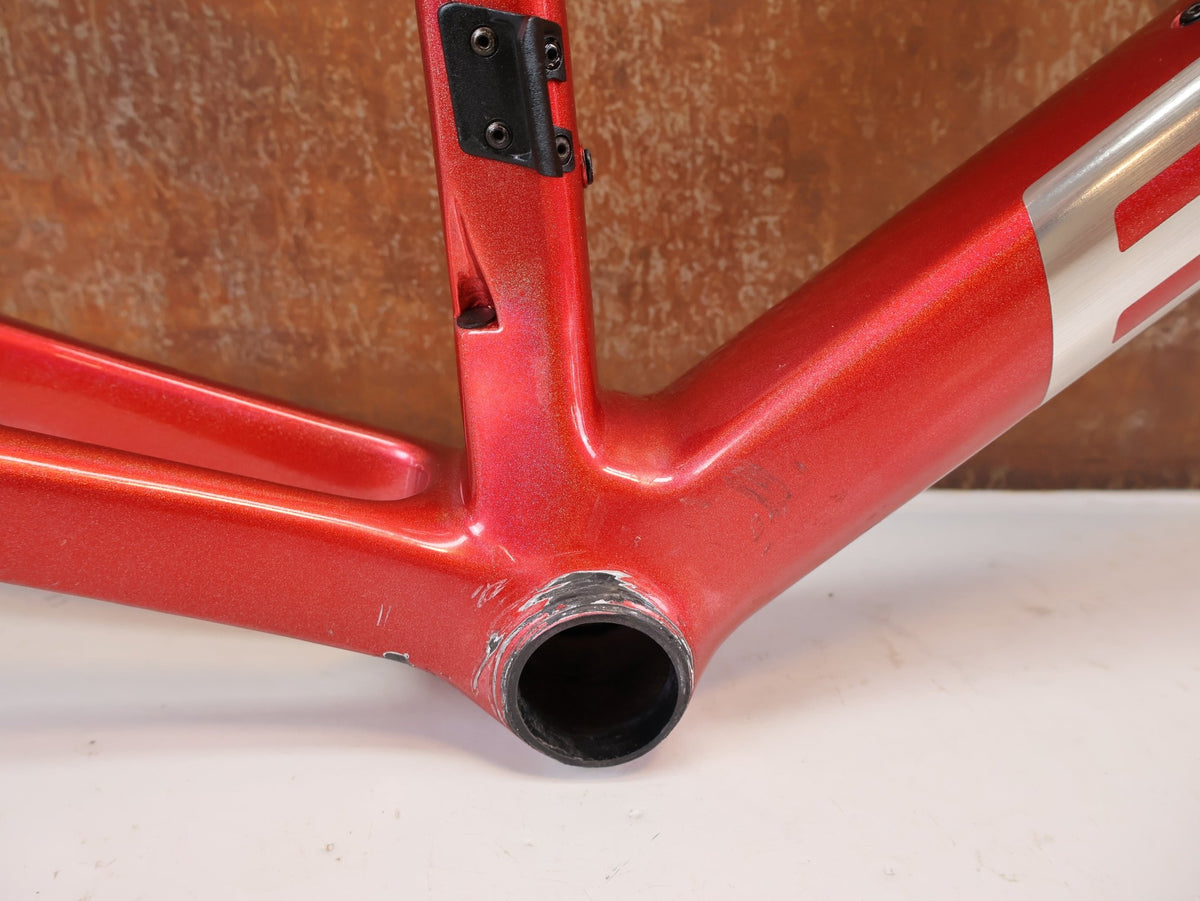 Rennradrahmen von BMC, BMC Teammachine SLR Carbon Rahmenset Gr 54 1820g Disc / Bastlerware vor USEDBIKES-OB.DE Hintergrund